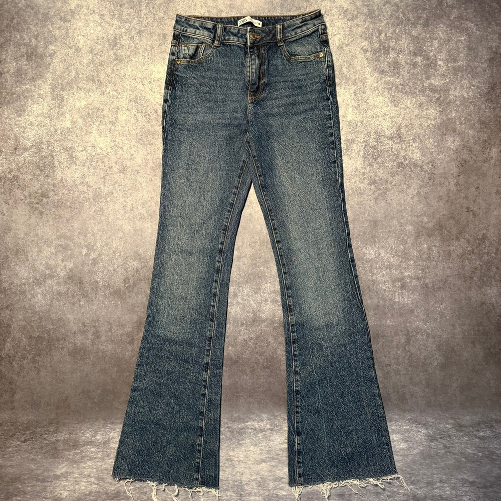 Zara Womens Blue High Rise Flare Leg Raw Hem Jeans Size 6 EUR 38‎ MEX 28
